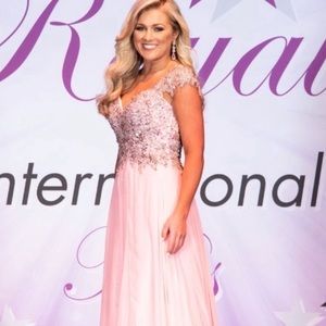 Size 4 Tony Bowls pink pageant gown